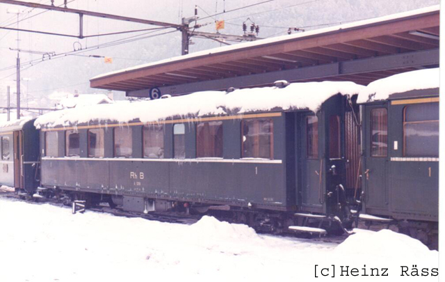 A 1208
29.06.1929 Inbetriebsetzung
11.01.1993 Ausrangiert und Umbau zu WR-S 3821 "Stiva retica"
