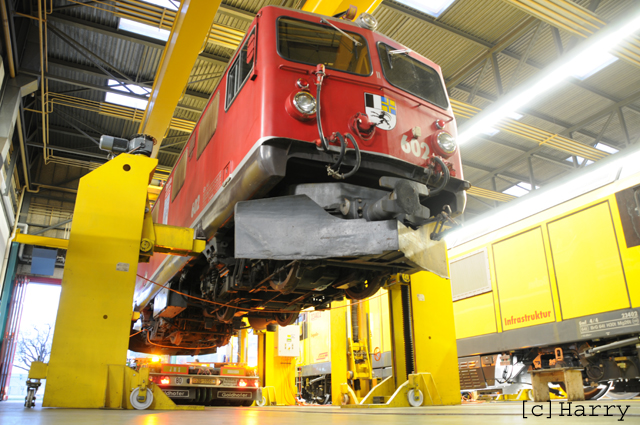 Ge 4/4 I 602
07.03.2012 Leihgabe ans Verkehrshaus Luzern
16.11.2015 zurück aus Verkehrshaus zur RhB
