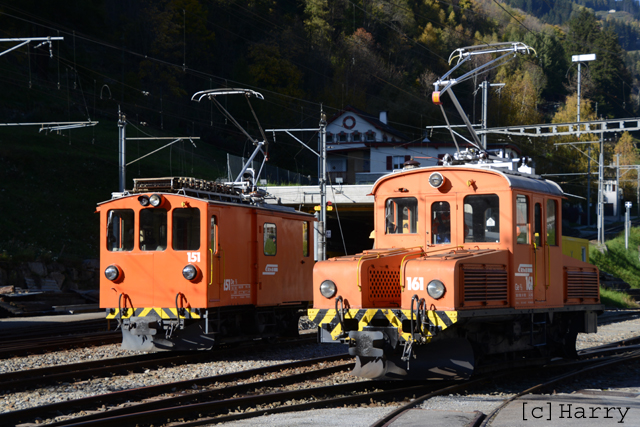 Ge 2/2 161 und De 2/2 151
