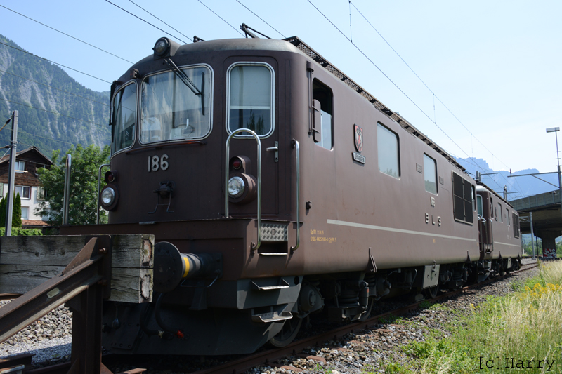 BLS Re 4/4 186
