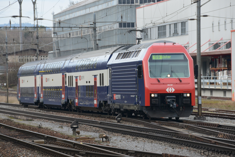 Re 450 087
