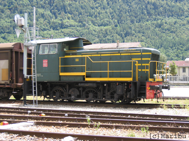 2004-07-11,_FS_Rangierlok_in_Tirano.jpg