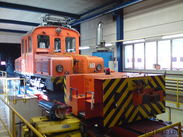 Ge 2/2 161
Ge 2/2 161 zum erstenmal auf der Unterflurdrehbank in Landquart.
