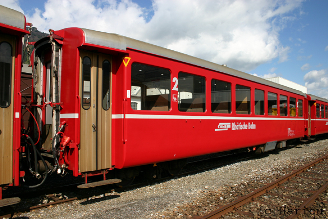 B 2213

