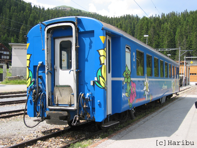 B 2315
06.02.12 Neuanstrich rot
