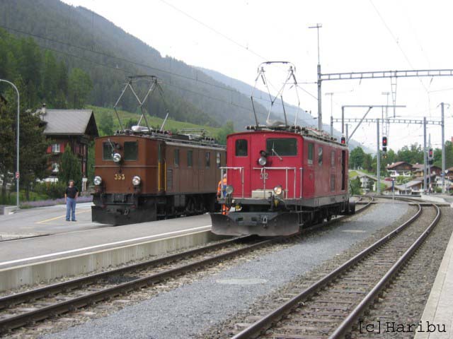 Ge 4/6 353 und HGe 4/4 I 32
