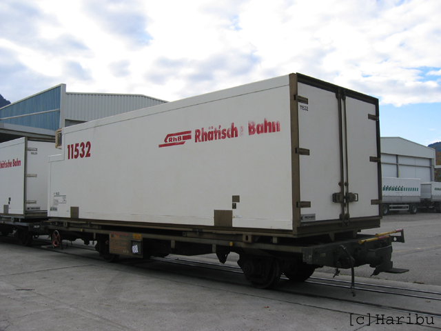 Lb 7858 mit Y 11532
