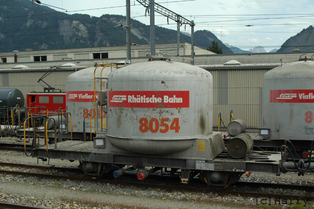 Uck 8054
