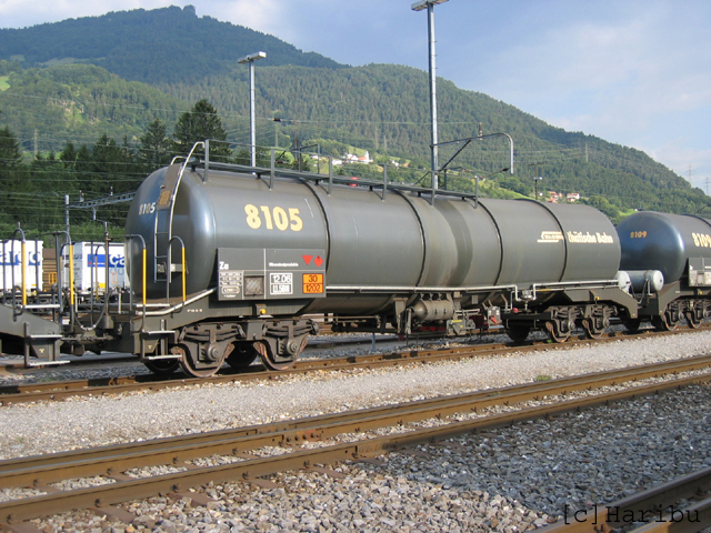 Za 8105
