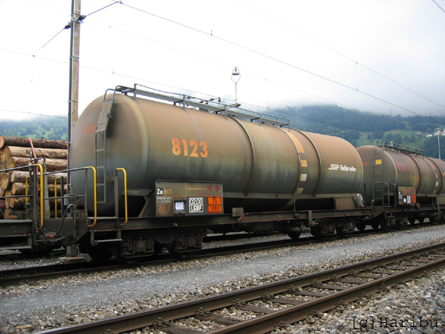 Za 8123
