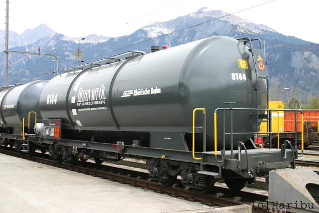 Za 8144
