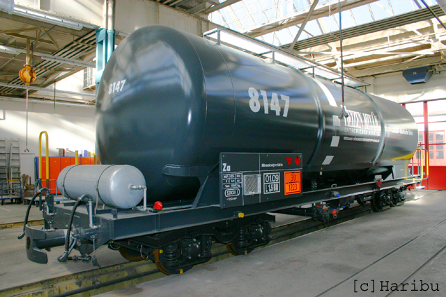 Za 8147
