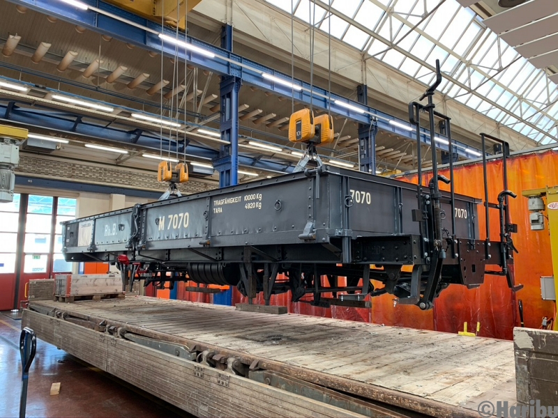 WN 9853 (M 7070)
