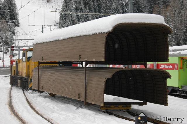 Skl-tv 8476
Dach aufsetzen in Selfranga
