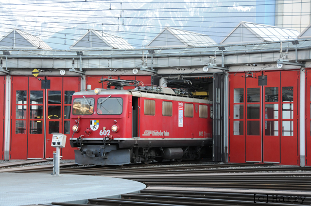 Ge 4/4 I 602
07.03.2012 Leihgabe ans Verkehrshaus Luzern
16.11.2015 zurück aus Verkehrshaus zur RhB
