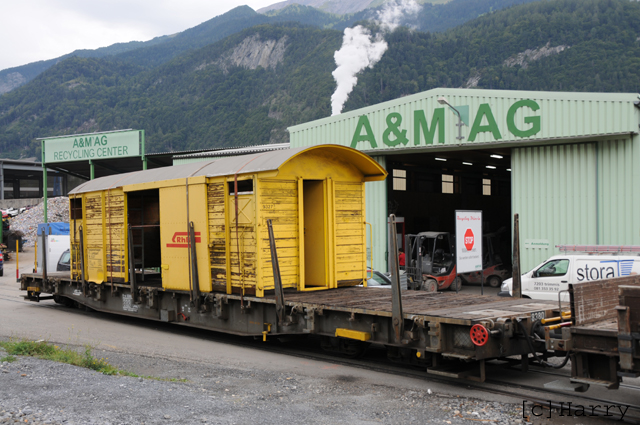 Xk 9327
Ausrangiert 2010. Untergestell für Xk 916 02. Kasten Abbruch 30.08.2012
