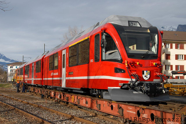 ABe 8/12 3512
16.01.2015 Neue Werbung ABB
