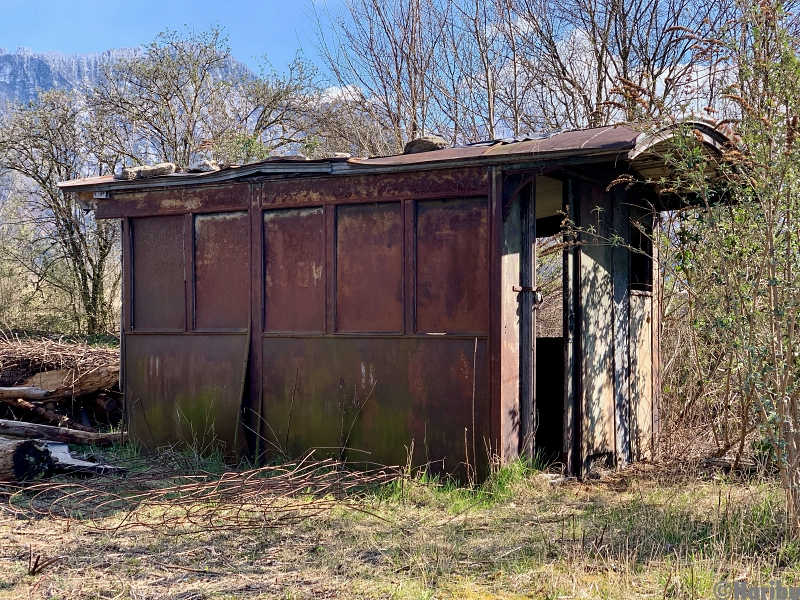 AB 107
1925 verschrottet, halber Wagenkasten noch vorhanden.
