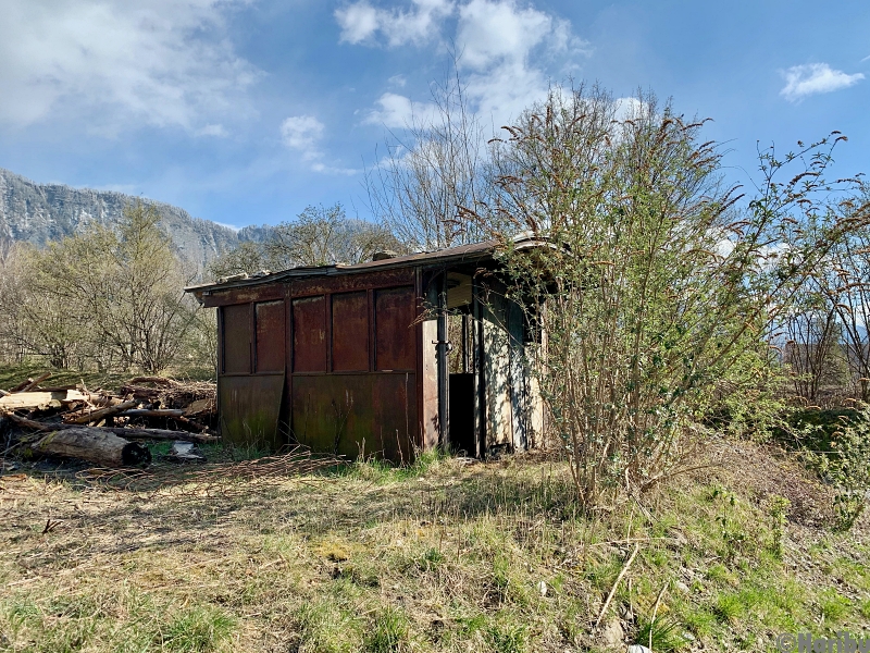 AB 107
1925 verschrottet, halber Wagenkasten noch vorhanden.
